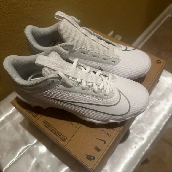 White Athletic Cleats Nike Vapor Edge Shark Youth 4.5sx - Picture 3 of 5